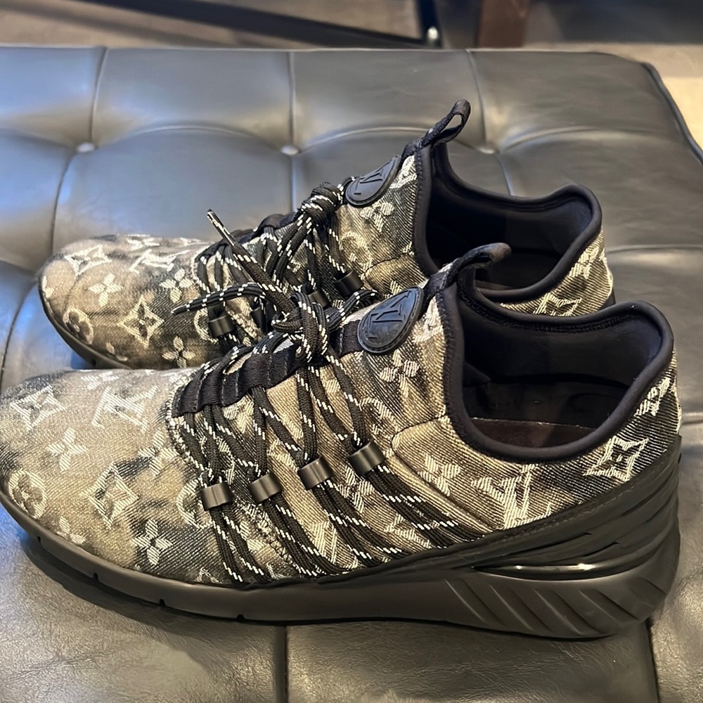 Louis Vuitton Men’s Sneakers. Faded black denim look.